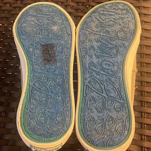 Blowfish Malibu Women's Shoes Sz 7 Gray With Fray Canvas Sneakers Slip On - Picture 9 of 12